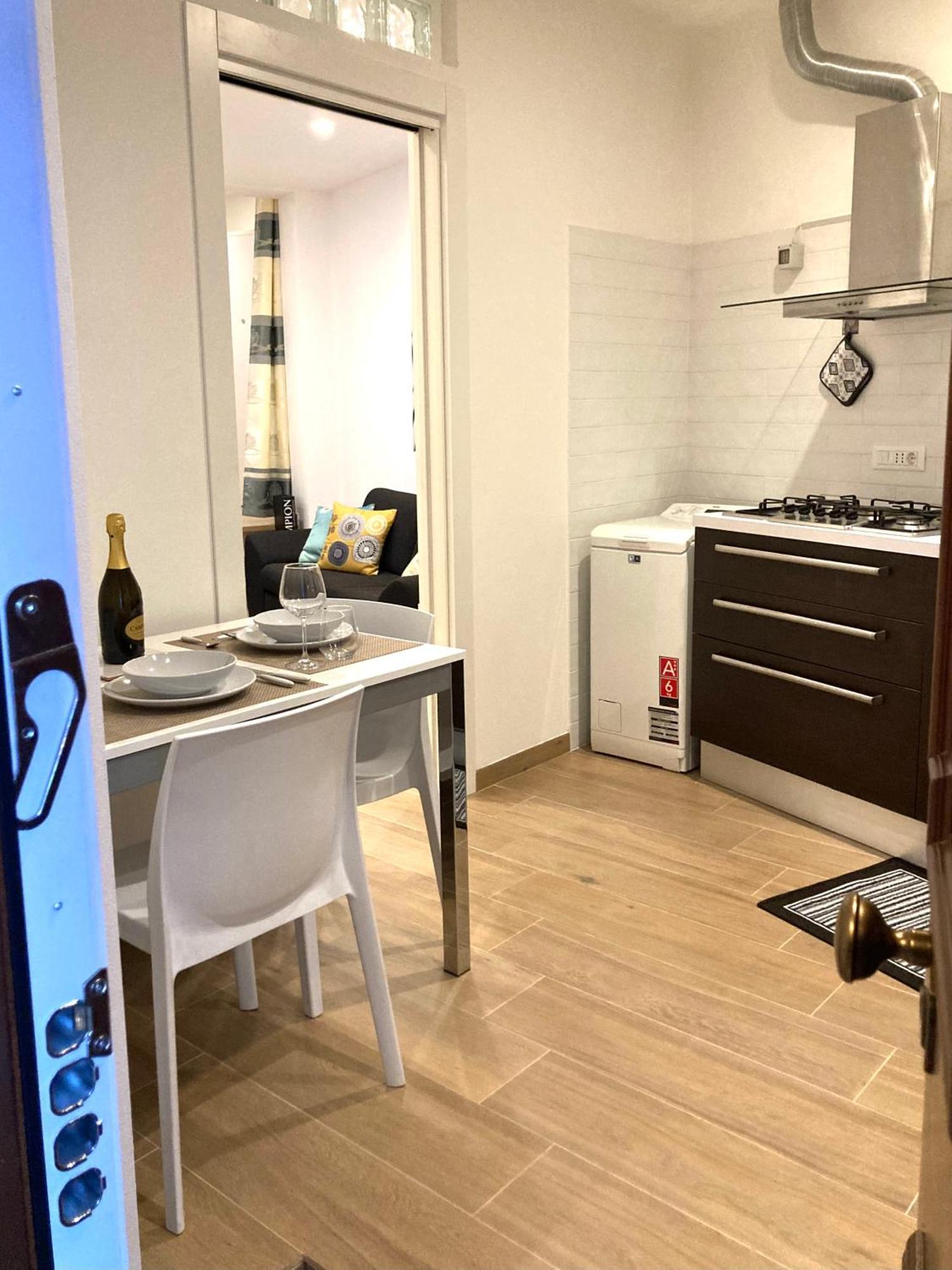 Casa Cereria - Apartment With Parking トリエステ エクステリア 写真